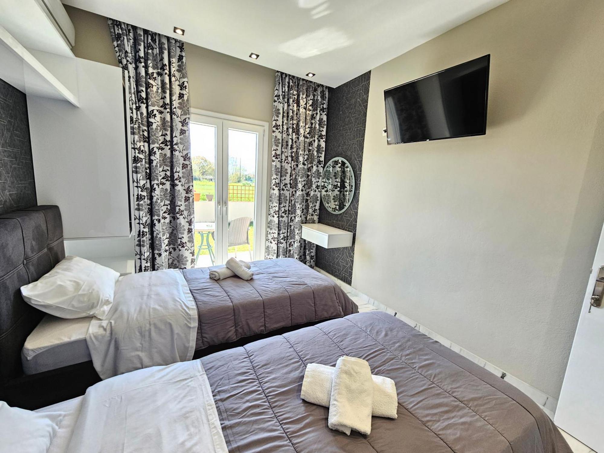 Evelina Luxury Suites In Corfu Ypsos Exterior foto